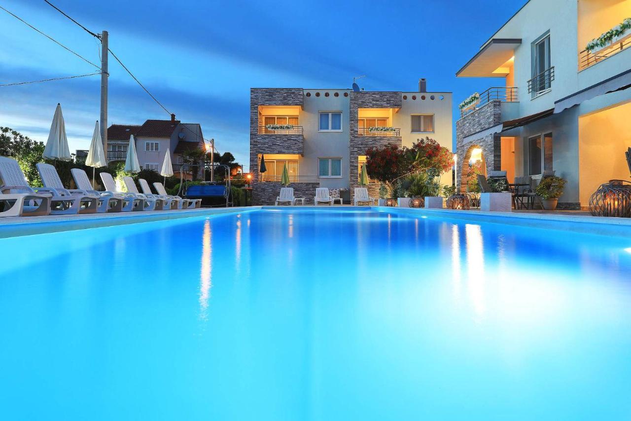 Apartments Punta Privlaka  Exterior photo