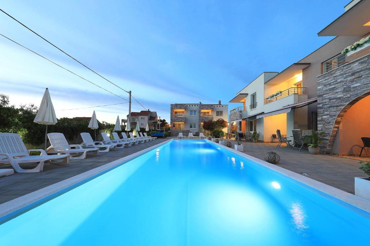 Apartments Punta Privlaka  Exterior photo