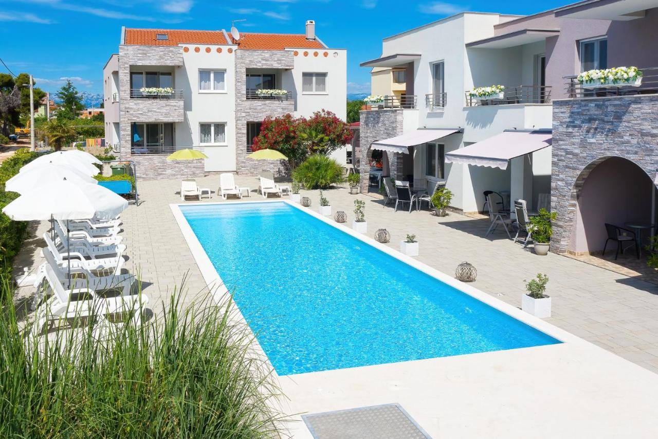 Apartments Punta Privlaka  Exterior photo